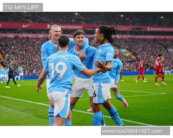 利兹联对阵伊普斯直播全程回顾及精彩瞬间分析